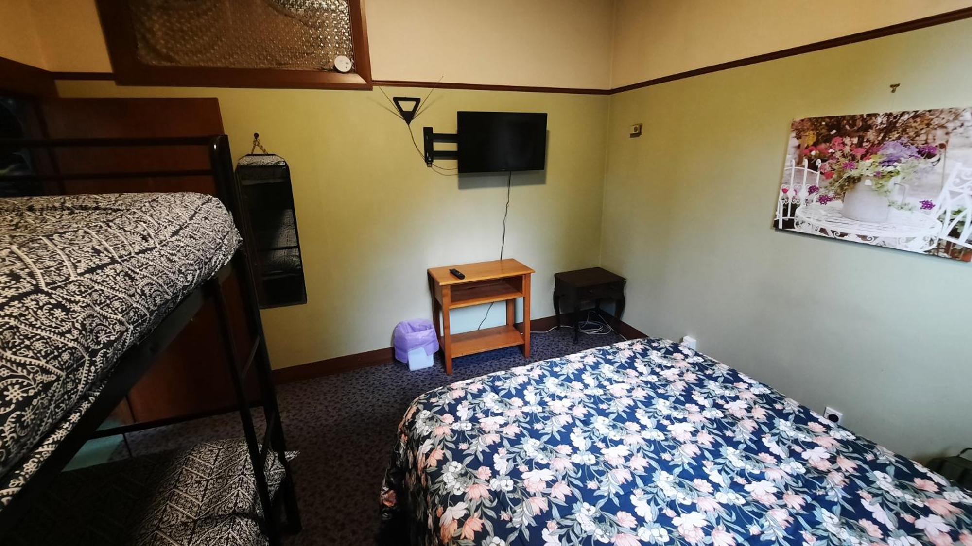 ダニーデン Manor House Backpackersホステル エクステリア 写真