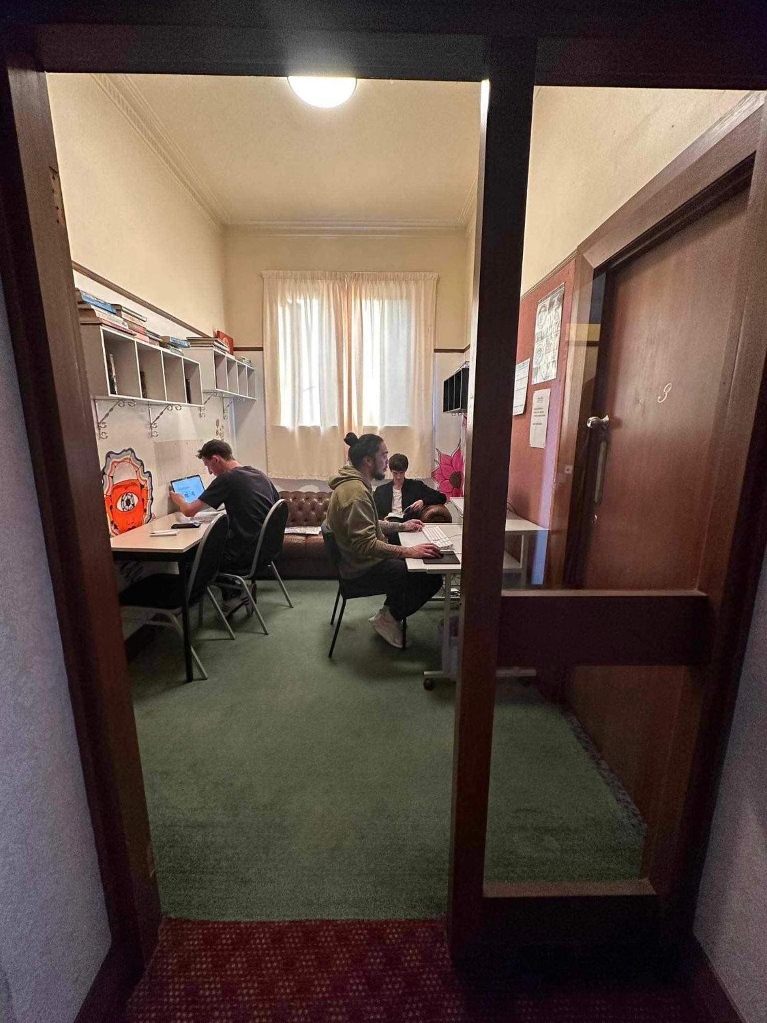 ダニーデン Manor House Backpackersホステル エクステリア 写真